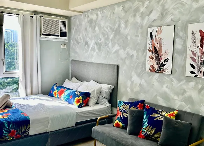 Deluxe Units Inside It Park Cebu